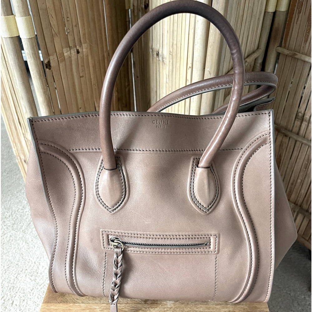 • Celine Medium Phantom Leather Tote •